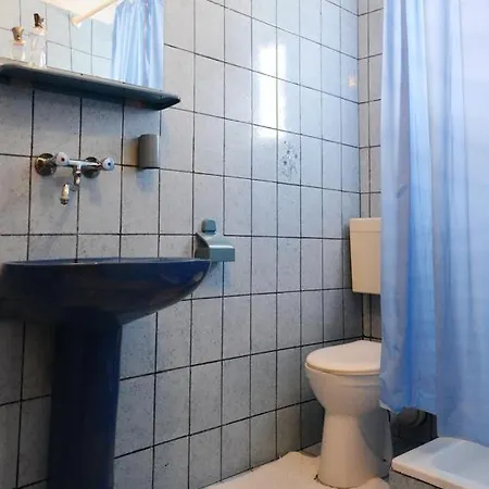 6447b Apartment *